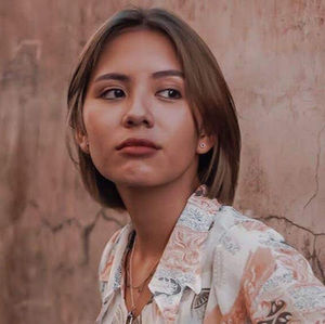 Meet your Posher, Pauline